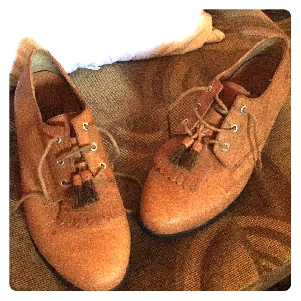 Ariat shoes
